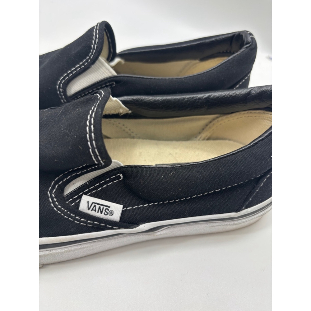 Women's Vans Slip-on Shoes, Black, Size 7 - Picture 2 of 7